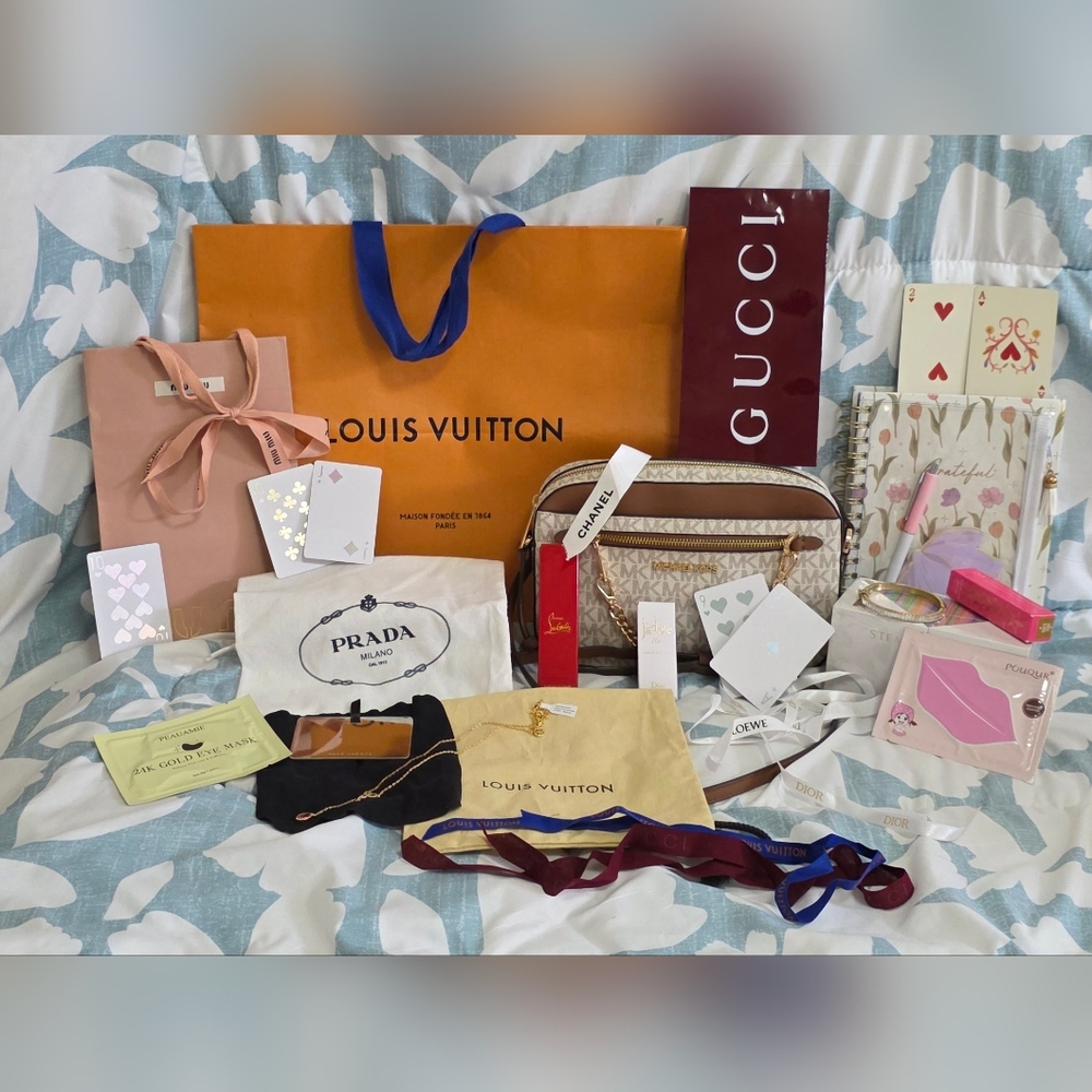 A Little Bit Of Lovely Buyers Appreciation, Christmas For The Kids ♡ - Picture 3 of 14